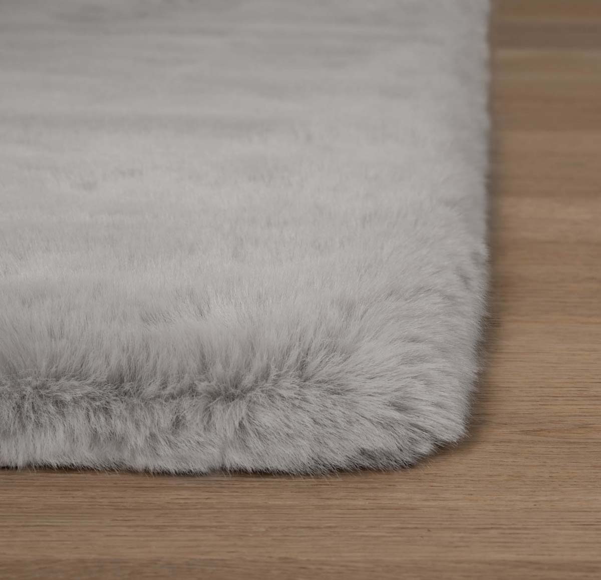Dywan puszysty - Comfy plus jasnoszary - close up Dywan puszysty - Comfy plus jasnoszary - close up