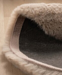 Dywan dziecięcy z wielorybem - Fluffy taupe - close up, thumbnail