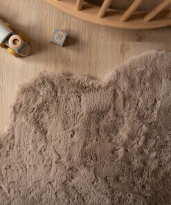Dywan dziecięcy w chmurki - Fluffy taupe - close up, thumbnail Dywan dziecięcy w chmurki - Fluffy taupe - close up, thumbnail