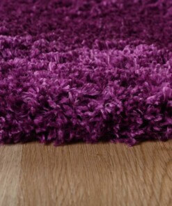 Dywan owalny z długim włosiem - Cozy Shaggy fioletowy - close up, thumbnail Dywan owalny z długim włosiem - Cozy Shaggy fioletowy - close up, thumbnail