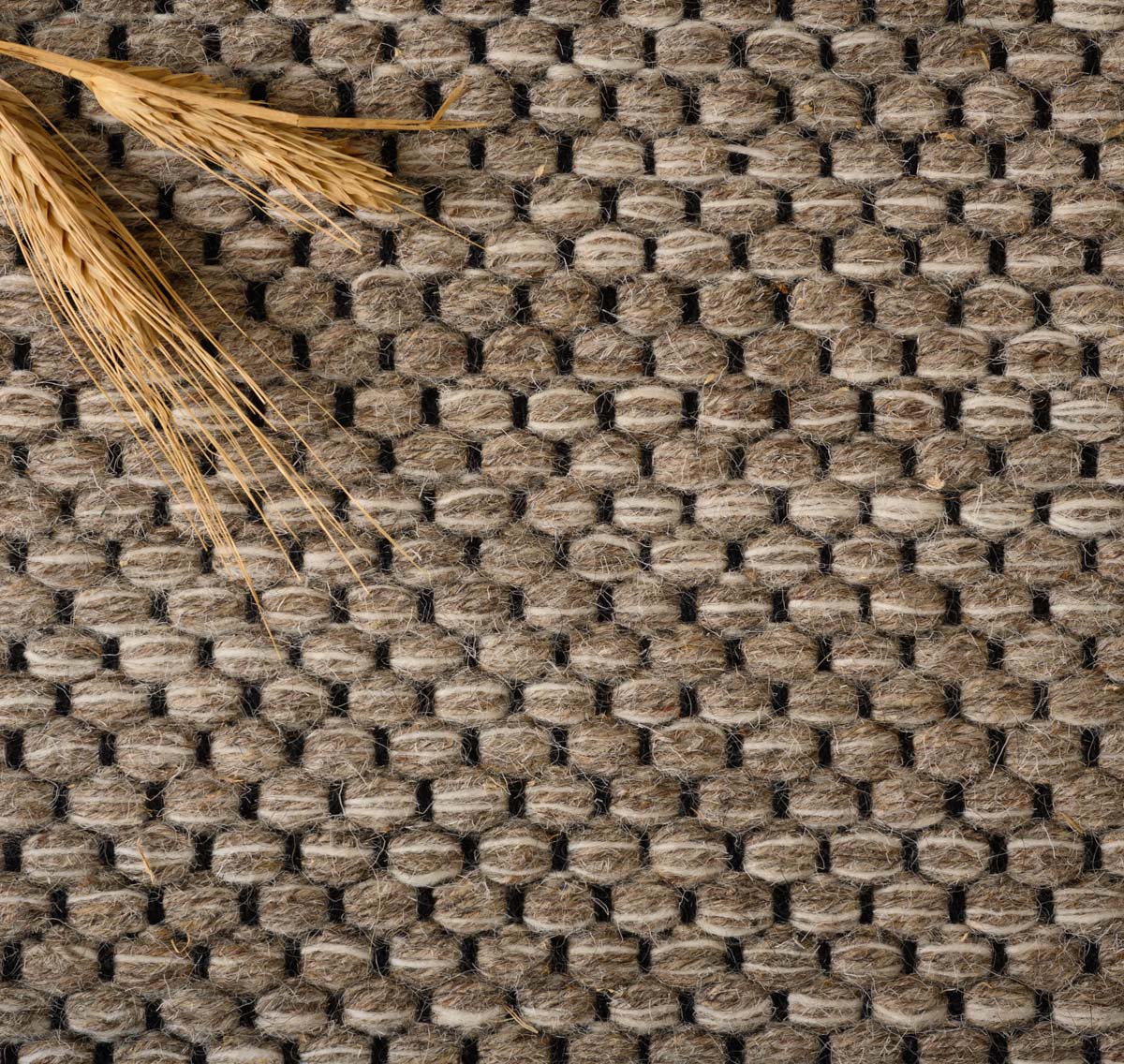 Dywan wełniany - Odda szary/taupe - close up materiaal Dywan wełniany - Odda szary/taupe - close up materiaal
