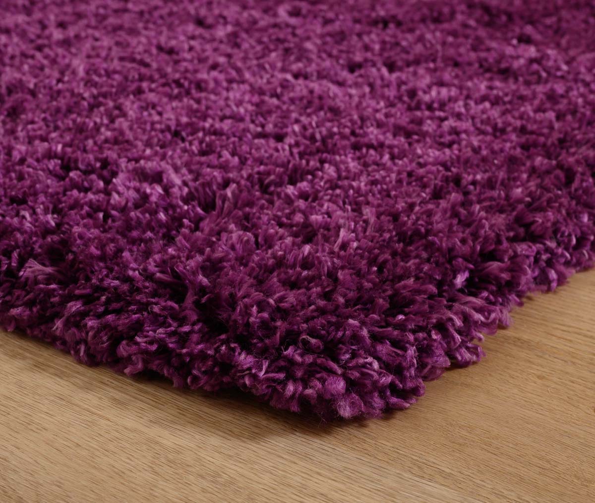 Dywan kwadratowy z długim włosiem - Cozy Shaggy fioletowy - close up Dywan kwadratowy z długim włosiem - Cozy Shaggy fioletowy - close up