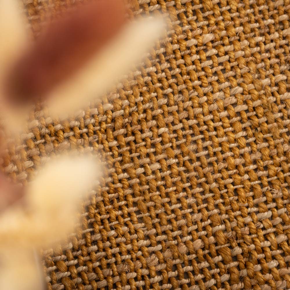 Chodnik jutowy - Chunky Boho & me złoto/naturalne - close up Chodnik jutowy - Chunky Boho & me złoto/naturalne - close up