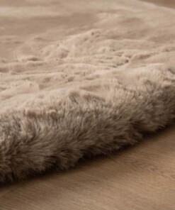 Dywan puszysty okrągły - Comfy Deluxe taupe - close up, thumbnail Dywan puszysty okrągły - Comfy Deluxe taupe - close up, thumbnail