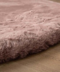 Dywan puszysty okrągły - Comfy Deluxe różowy - close up, thumbnail Dywan puszysty okrągły - Comfy Deluxe różowy - close up, thumbnail