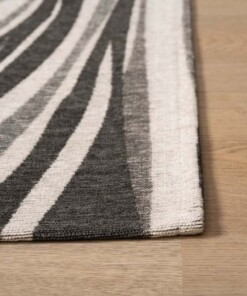 Dywan marmurowy - Weave Marble szary/czarny - close up, thumbnail