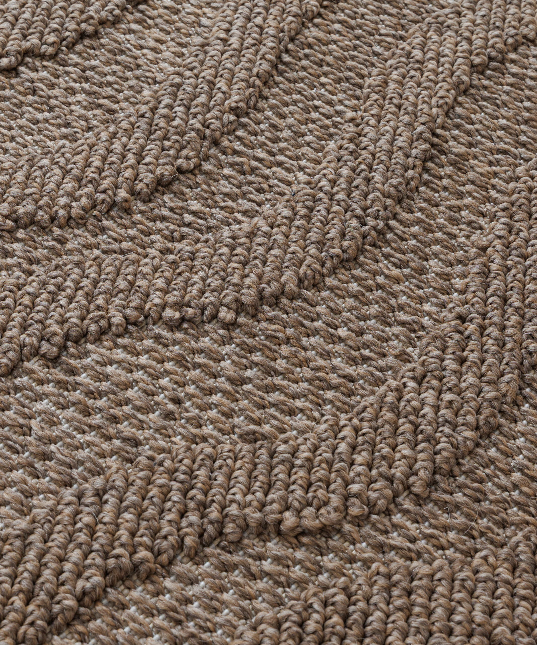 Dywan zewnętrzny - Dunor Ripple brązowy - close up Dywan zewnętrzny - Dunor Ripple brązowy - close up