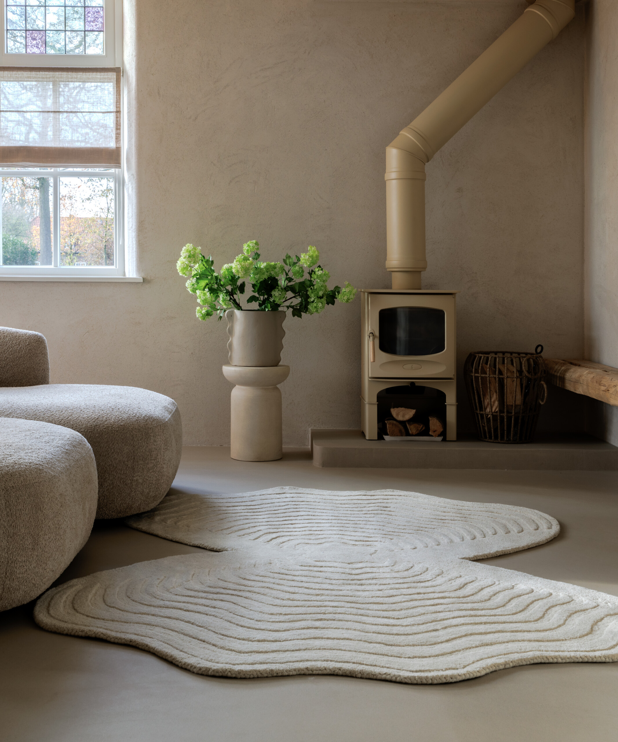 Dywan designerski o organicznym kształcie - Balans Oyster kość słoniowa - sfeer Dywan designerski o organicznym kształcie - Balans Oyster kość słoniowa - sfeer