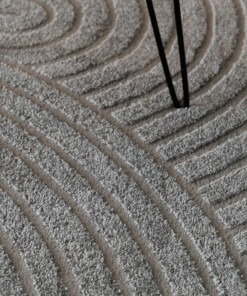 Dywan skandynawski - Contour Curve szary - close up, thumbnail Dywan skandynawski - Contour Curve szary - close up, thumbnail