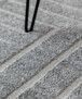 Dywan okrągły skandynawski - Contour Edge szary - close up, thumbnail